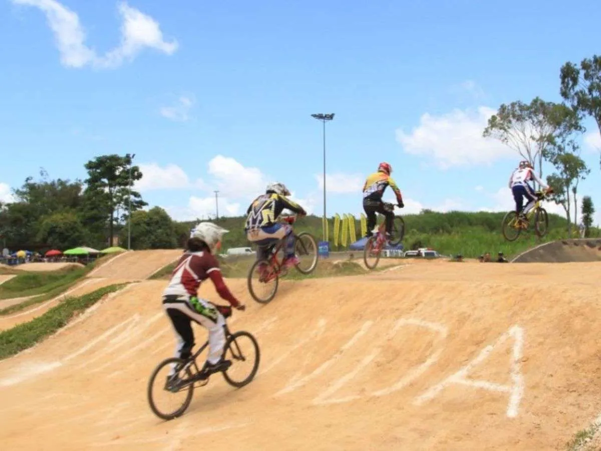 Ciclismo BMX nacional a la pista