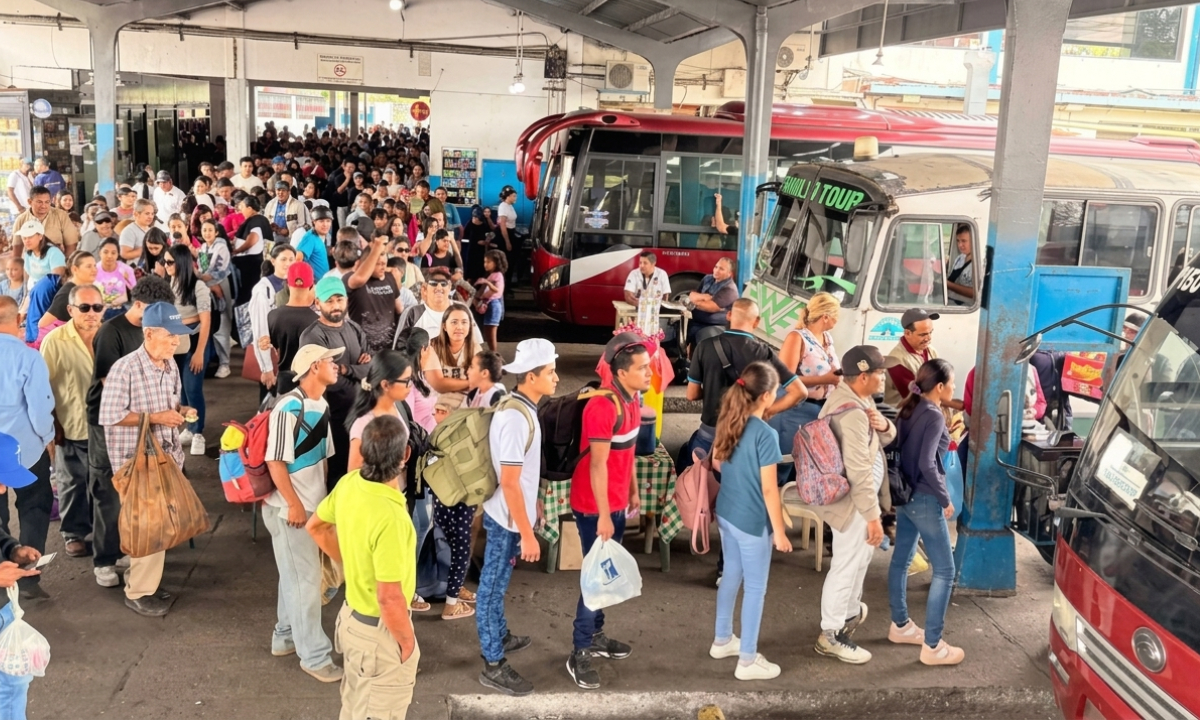 Unas 470 mil personas se movilizaron sin accidentes