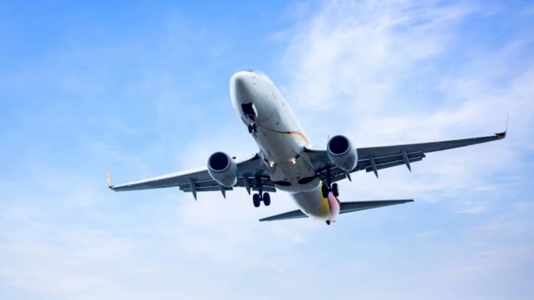 Suspenden vuelos entre Colombia y Venezuela: