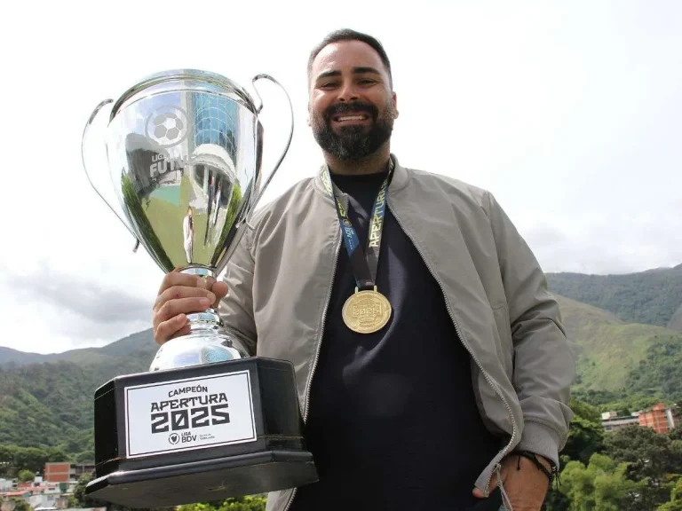 Daniel Sasso: “Todavía no despertamos del sueño de coronar a UCV”