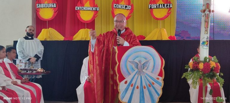 Monseñor Aldo Barreto en cierre de Pentecostés: «Hay que rezar pidiendo por la unidad»