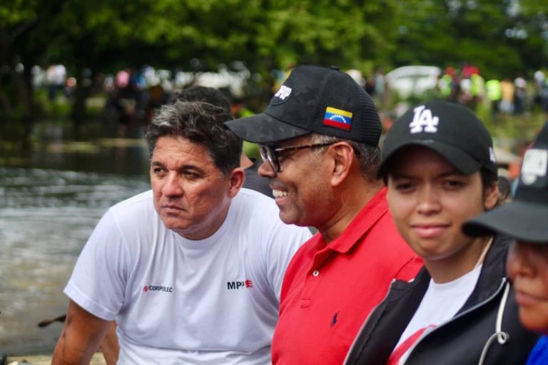 La solidaridad cruza los ríos para llegar a apureños y guariqueños afectados por las lluvias