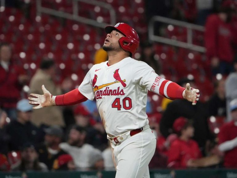 Willson Contreras alza vuelo a punta de tablas