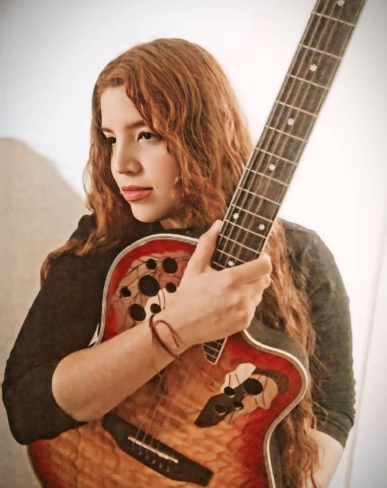 Yurancy Alvarado : cantautora larense lanza videoclip de Porque Aún Te Amo